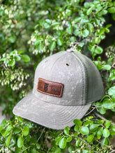 Load image into Gallery viewer, KT Team Richardson 112WH Meshback Waxed Canvas Hat w/The KT Team Leather Patch