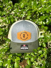 Load image into Gallery viewer, KT Team Richardson 112 Hat w/The KT Team Leather Patch
