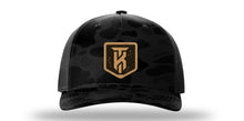 Load image into Gallery viewer, KT Team Richardson 112PFP Sable Duck Camo/Black Hat w/NEW KT Team Turkey Tracs Leather Patch
