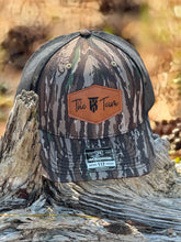 Load image into Gallery viewer, KT Team Richardson 112 PFP Realtree Duck Camo Bottomland Hat w/The KT Team Leather Patch

