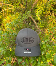 Load image into Gallery viewer, KT Team Charcoal Richardson 112 Hat w/The KT Team Embroidered Logo
