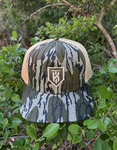 Load image into Gallery viewer, KT Team Lost Hat CO Slate Mossy Oak Bottomland Hat w/KT Team Olive/Tan Embroidered Logo
