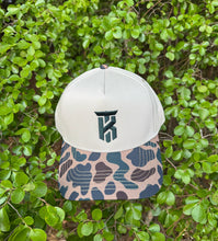Load image into Gallery viewer, KT Team Lost Hat CO OLD’S COOL DELTA EA5Y Hybrid Hat w/KT Team Embroidered Logo
