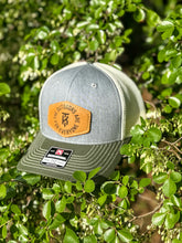 Load image into Gallery viewer, KT Team Richardson 112 Hat w/The KT Team Leather Patch
